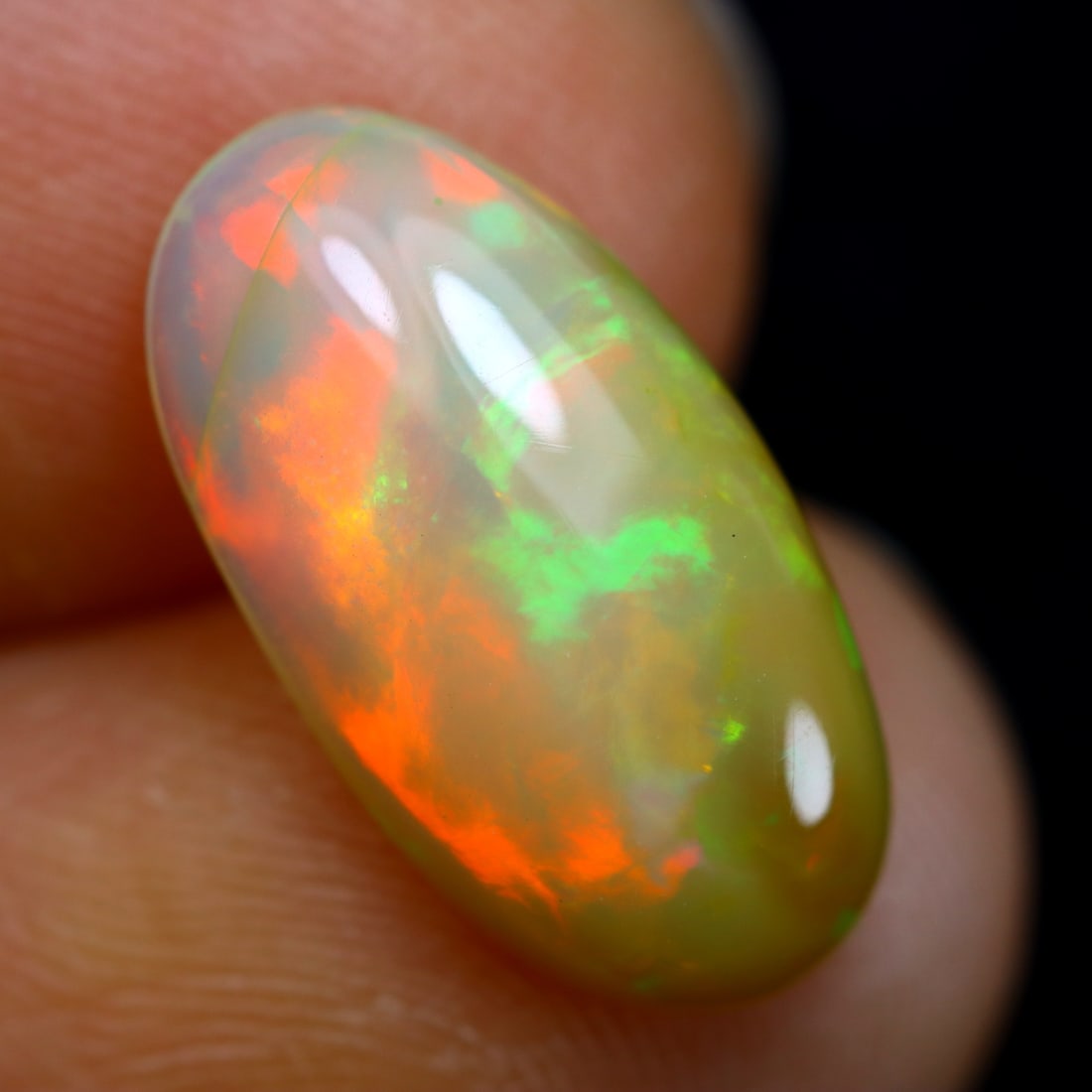 2,49Ct Natural Flashy Rainbow Ethiopian Welo Opal, 283B: Ksmith Jewels Global Welcome to our auction house, today auction brought to you by Ksmith Jewels Global based in Penang, Malaysia specialize in all kinds of opal and color gemstone both in manufacturi