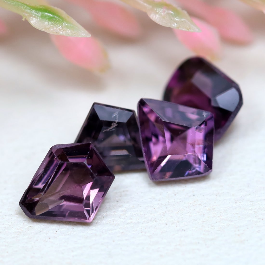 2.07Ct Natural Multi Color Fancy Cut Burmese Spinel in Lot, 802B: Ksmith Jewels Global Welcome to our auction house, today auction brought to you by Ksmith Jewels Global based in Penang, Malaysia specialize in all kinds of opal and color gemstone both in manufacturi