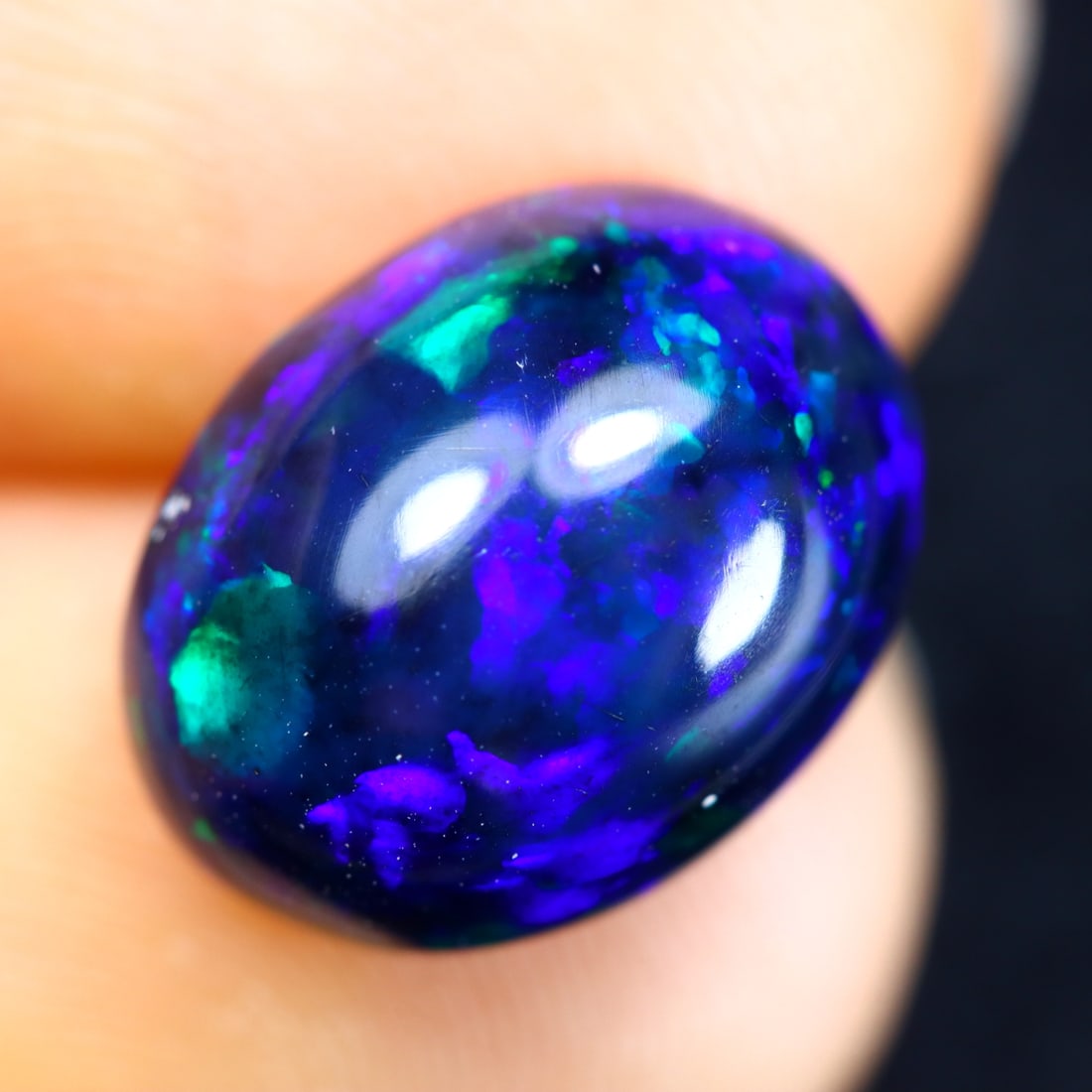 3.02Ct Natural Flashy Rainbow Smoked Ethiopian Welo Opal, 1162B: Ksmith Jewels Global Welcome to our auction house, today auction brought to you by Ksmith Jewels Global based in Penang, Malaysia specialize in all kinds of opal and color gemstone both in manufacturi