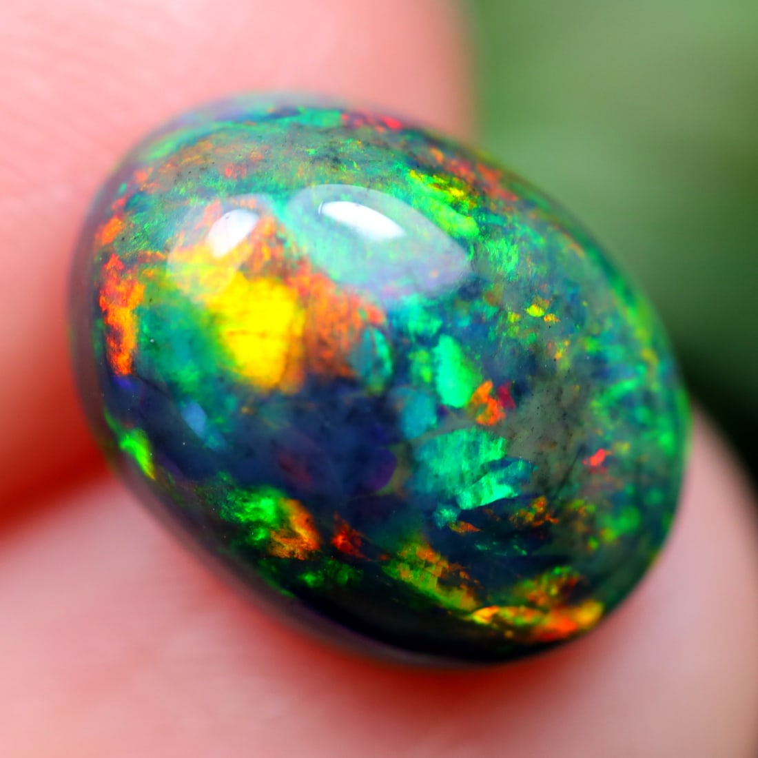 2.10Ct Natural Flashy Rainbow Smoked Ethiopian Welo Opal, 1170B: Ksmith Jewels Global Welcome to our auction house, today auction brought to you by Ksmith Jewels Global based in Penang, Malaysia specialize in all kinds of opal and color gemstone both in manufacturi