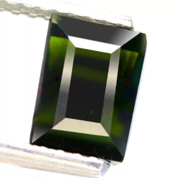 Tourmaline 1.05Ct Emerald Cut Natural Mozambique Green Tourmaline, 573B: Ksmith Jewels Global Welcome to our auction house, today auction brought to you by Ksmith Jewels Global based in Penang, Malaysia specialize in all kinds of opal and color gemstone both in manufacturi
