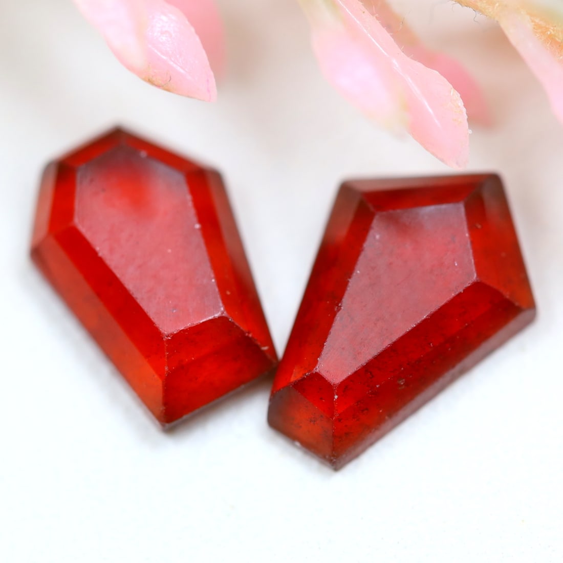 4.41CTS Natural Hessonite Garnet Step Cut Pair for Jewelry Making, 648MZ: Ksmith Jewels Global Welcome to our auction house, today auction brought to you by Ksmith Jewels Global based in Penang, Malaysia specialize in all kinds of opal and color gemstone both in manufacturi