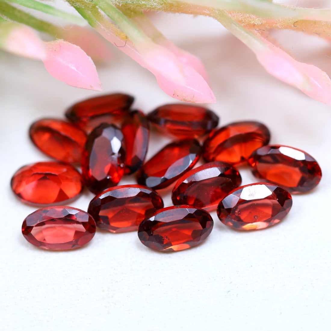 4.25Ct Natural Orange Red Garnet Lot Oval Faceted for Jewelry Making, 412MZ: Ksmith Jewels Global Welcome to our auction house, today auction brought to you by Ksmith Jewels Global based in Penang, Malaysia specialize in all kinds of opal and color gemstone both in manufacturi