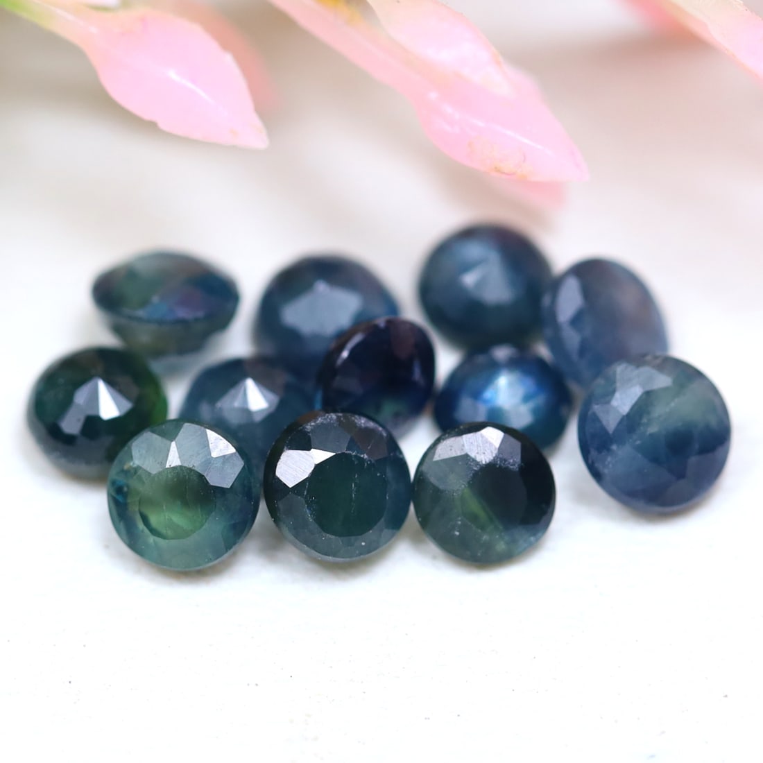 3.20Ct Natural Madagascar Heated Blue Sapphire Gemstone Lots in Round Cuts, 238A: Ksmith Jewels Global Welcome to our auction house, today auction brought to you by Ksmith Jewels Global based in Penang, Malaysia specialize in all kinds of opal and color gemstone both in manufacturi