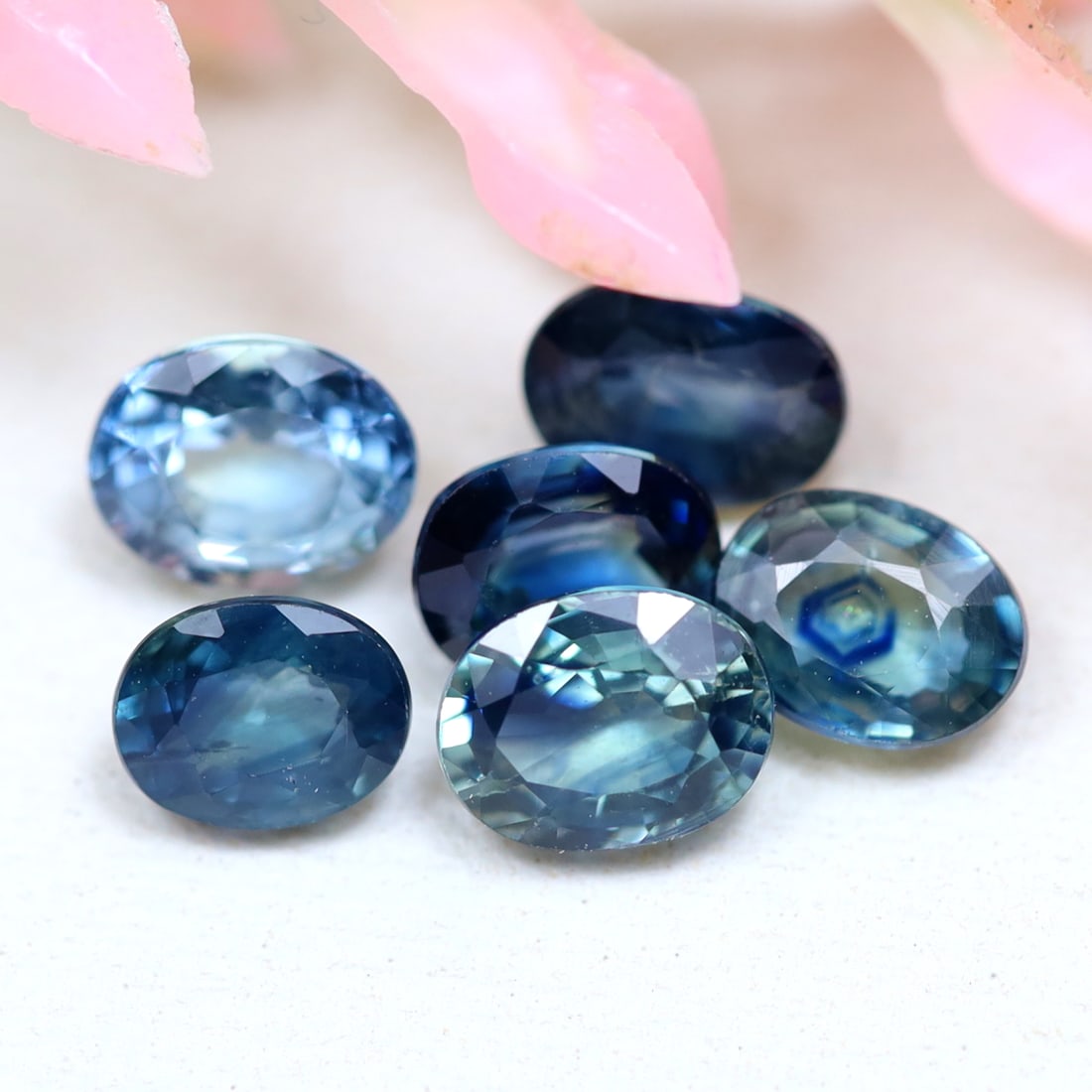 Parti Sapphire 2.05Ct Natural Australian Parti Sapphire Lot, 1165A: Ksmith Jewels Global Welcome to our auction house, today auction brought to you by Ksmith Jewels Global based in Penang, Malaysia specialize in all kinds of opal and color gemstone both in manufacturi