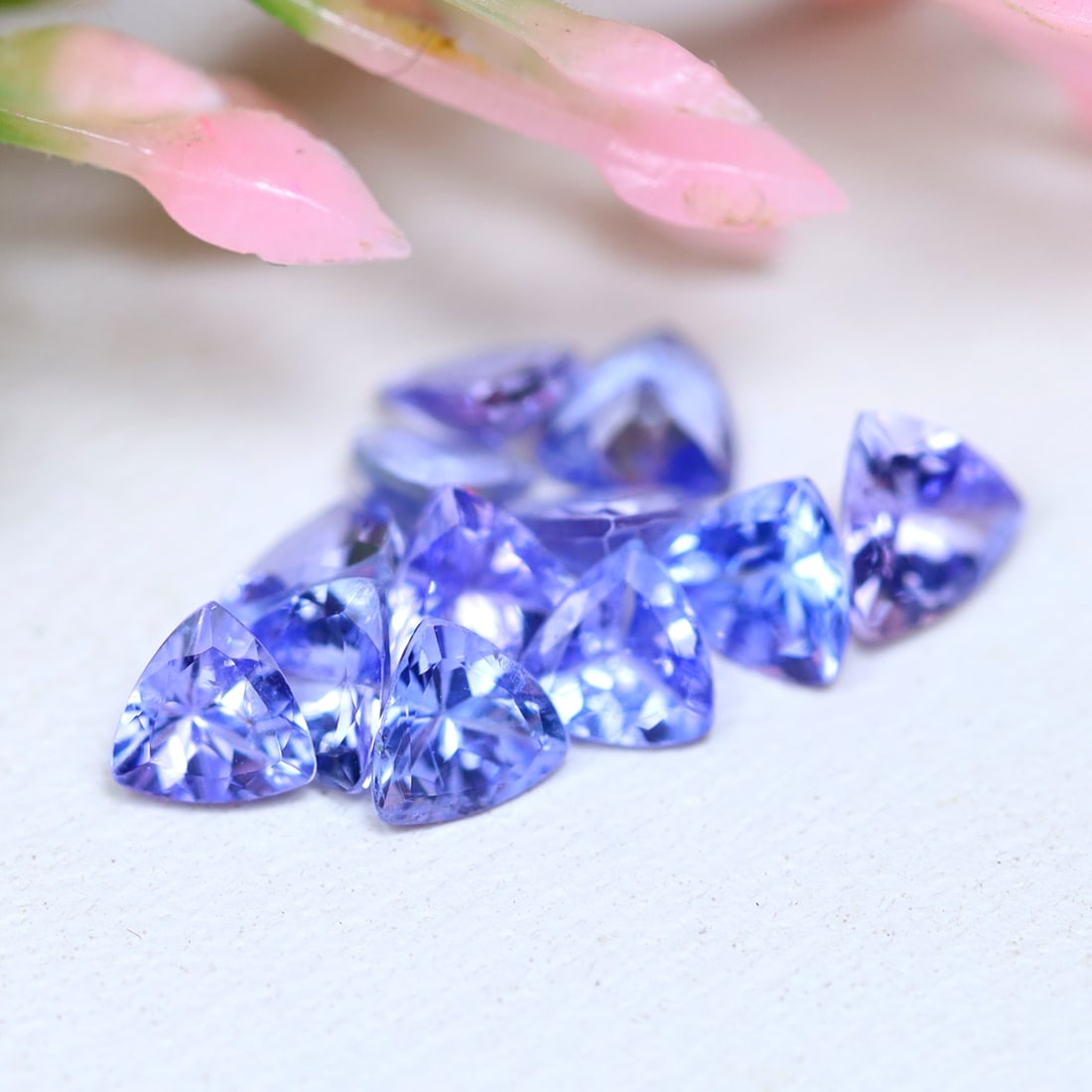 1.29Cts Natural Tanzanite Trilliant Cut for Jewelry Making in Lot, 340MZ: Ksmith Jewels Global Welcome to our auction house, today auction brought to you by Ksmith Jewels Global based in Penang, Malaysia specialize in all kinds of opal and color gemstone both in manufacturi