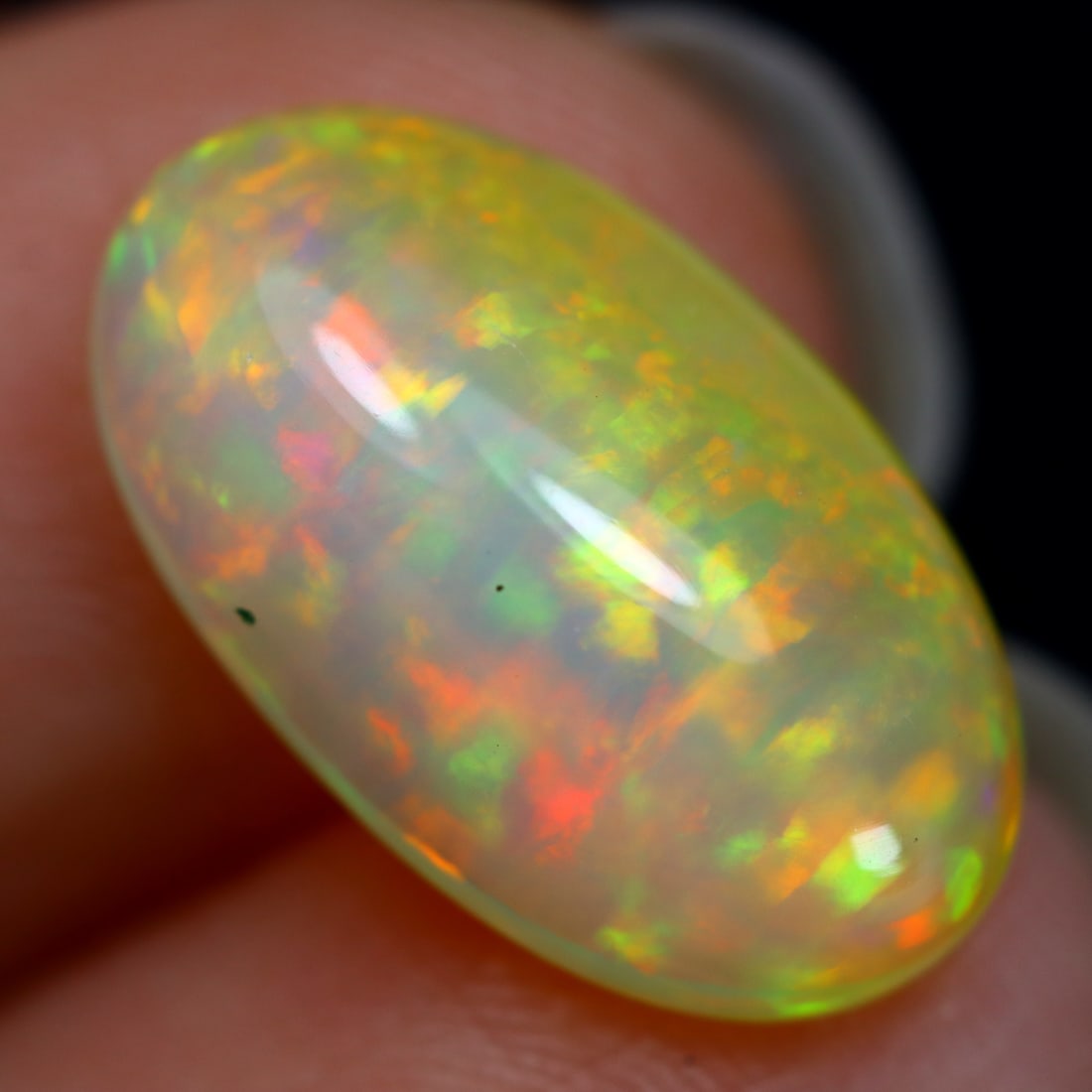 3.37Ct Brilliant Rainbow Flash Ethiopian Welo Opal, 752MZ: Ksmith Jewels Global Welcome to our auction house, today auction brought to you by Ksmith Jewels Global based in Penang, Malaysia specialize in all kinds of opal and color gemstone both in manufacturi