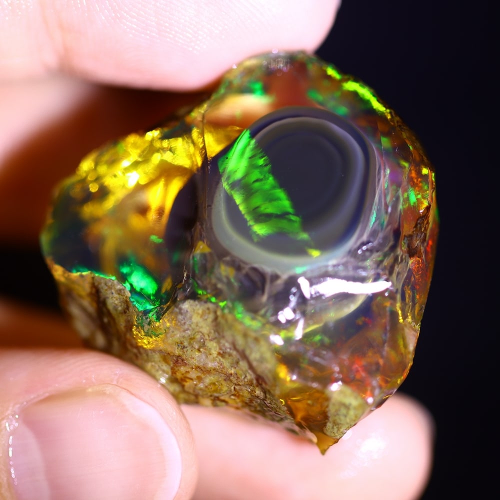 91.5cts Phantom Egg Ethiopian Crystal Specimen Rough , 1011E: Ksmith Heritage Auctioneers Subject: Natural Ethiopian Crystal Rough Origin: Ethiopia Carat Weight: 91.5 cts Dimension: 32x30x20 mm Treatment: Unheated Type: Rough Specime