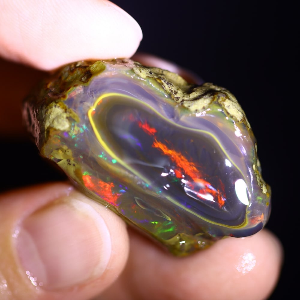 76cts Dark Phantom Ethiopian Crystal Specimen Rough , 1022E: Ksmith Heritage Auctioneers Subject: Natural Ethiopian Crystal Rough Origin: Ethiopia Carat Weight: 76 cts Dimension: 37x24x19 mm Treatment: Unheated Type: Rough Specimen<