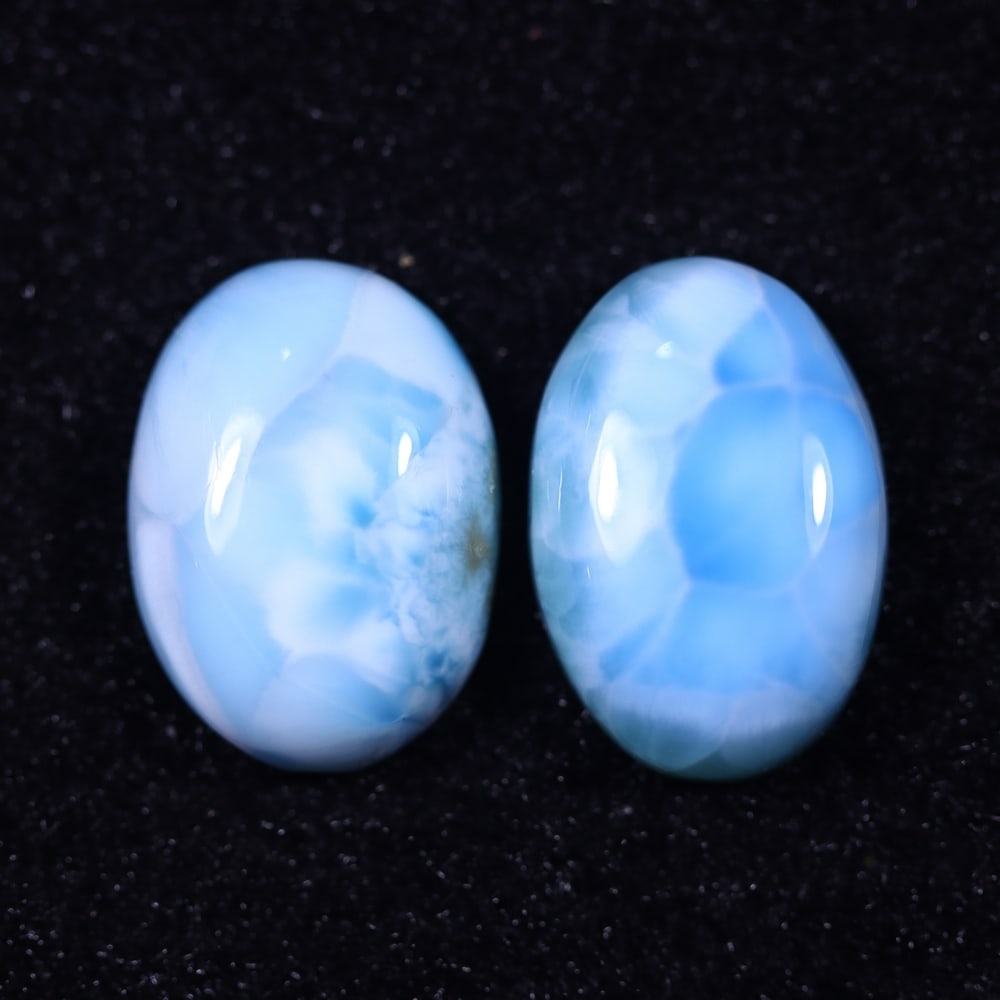 *29.75cts Natural Larimar Set - Polished Cabochon, 258B: Ksmith Heritage Auctioneers Subject: Natural Larimar Carat Weight: 29.75 cts Dimension: 18.6x13.4x6.2 mm Type: Cabochon, Polished