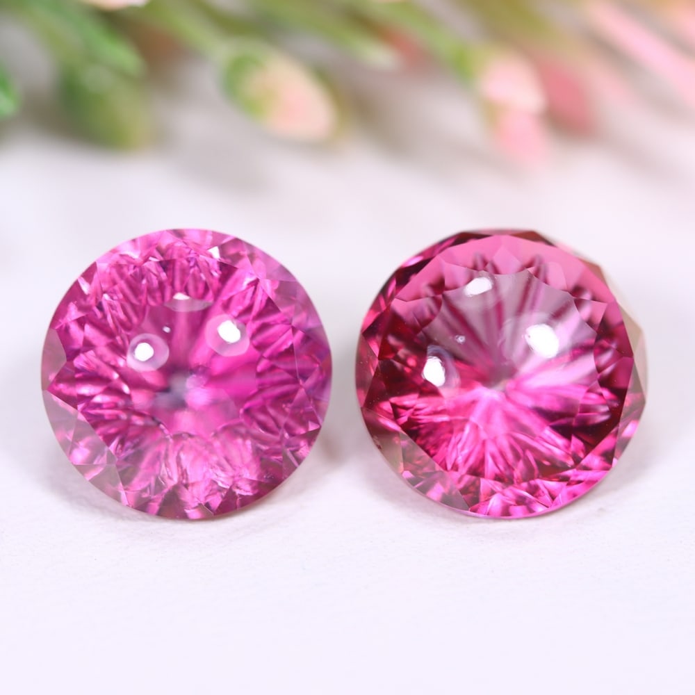 18.71Ct Special Cut Pink Topaz Pair - Polished Faceted , 605E: Ksmith Heritage Auctioneers Subject: Natural Pink Topaz Origin: Myanmar Carat Weight: 18.71Ct Dimension: 12.1x12x9.9 mm Treatment: Coated Type: Faceted, Polished
