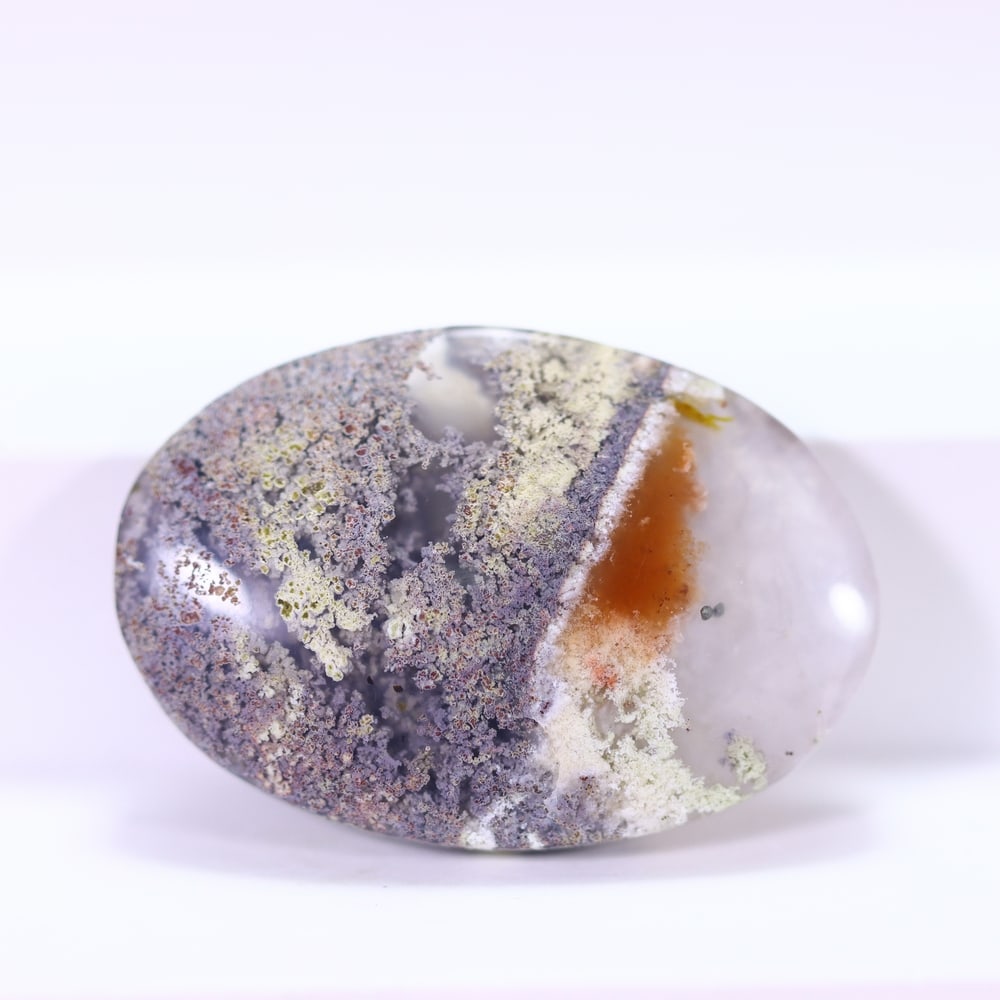 29.90Ct Moss Agate Cabochon - Polished - 31x21mm Approx , 320E: Ksmith Heritage Auctioneers Subject: Natural Agate Origin: Asia Treatment: Natural Untreated Type: Cabochon, Polished