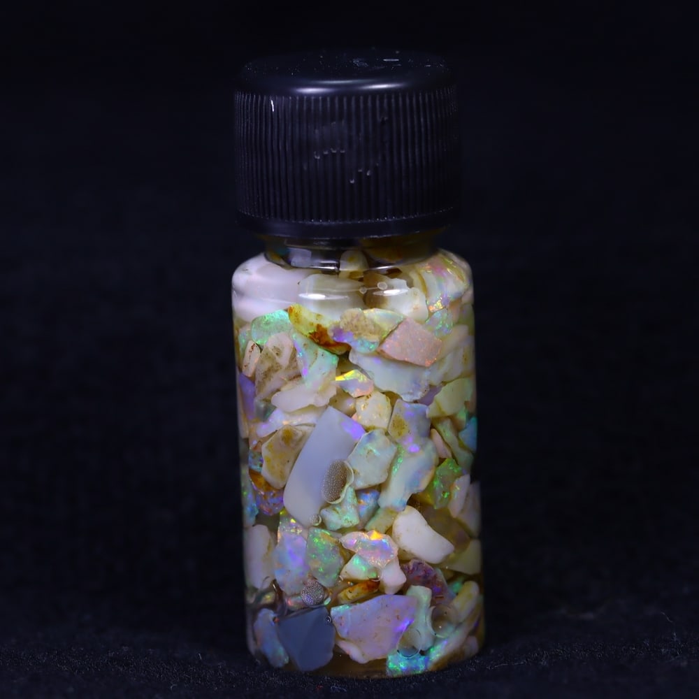 Australian Lightning Ridge Crystal Black Opal Rough Chip Jar (Good For Display) , 343E: Ksmith Heritage Auctioneers Subject: Natural Australian Opal Origin: Australia Quantity: 1 Jar as photo