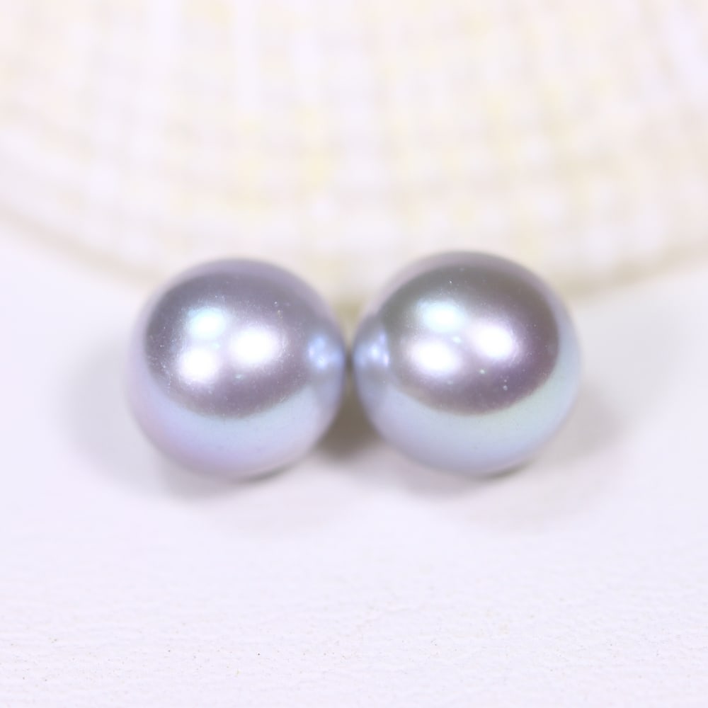 Pair of Pearl 6.7mm, 4.22cts Greyish Freshwater Pearl - No Hole Drill , 386E (1 of 2)