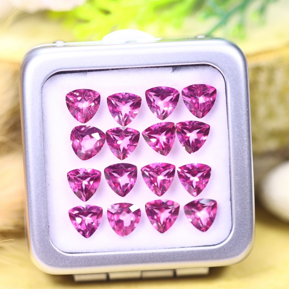 *13.80cts Natural Pink Topaz Set - Polished Faceted , 6mm, 49C: Ksmith Heritage AuctioneersSubject: Natural Topaz (without box) Origin: Myanmar Treatment: Coated