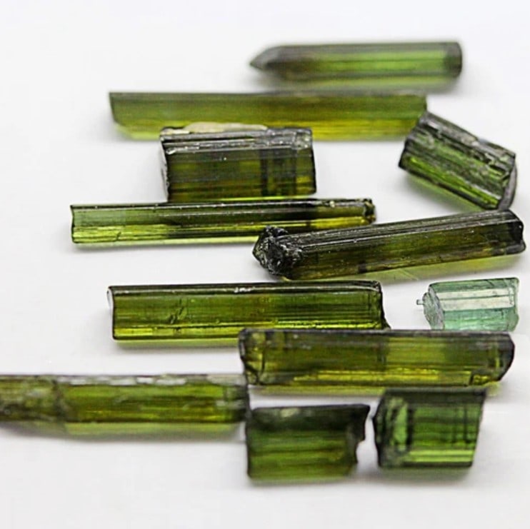 Tourmaline 11.70Ct Natural Unheated Tourmaline Green Color Rough Nigeria Mine LOT, 281B: Ksmith Jewels Global Welcome to our auction house, today auction brought to you by Ksmith Jewels Global based in Penang, Malaysia specialize in all kinds of opal and color gemstone both in manufacturi