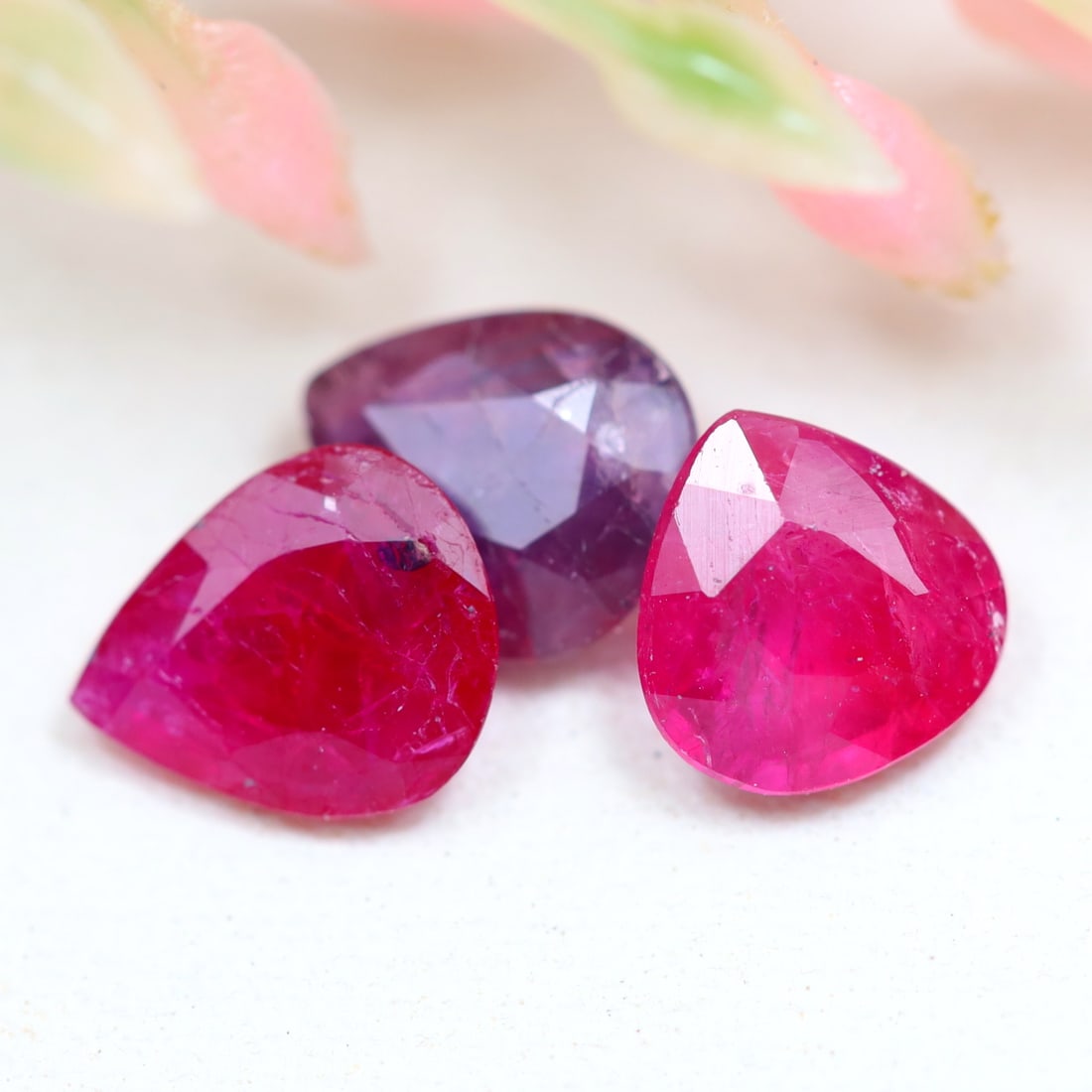 1.26Ct Natural Winza Heated Ruby Top Red Pear Cut, 529A (1 of 2)