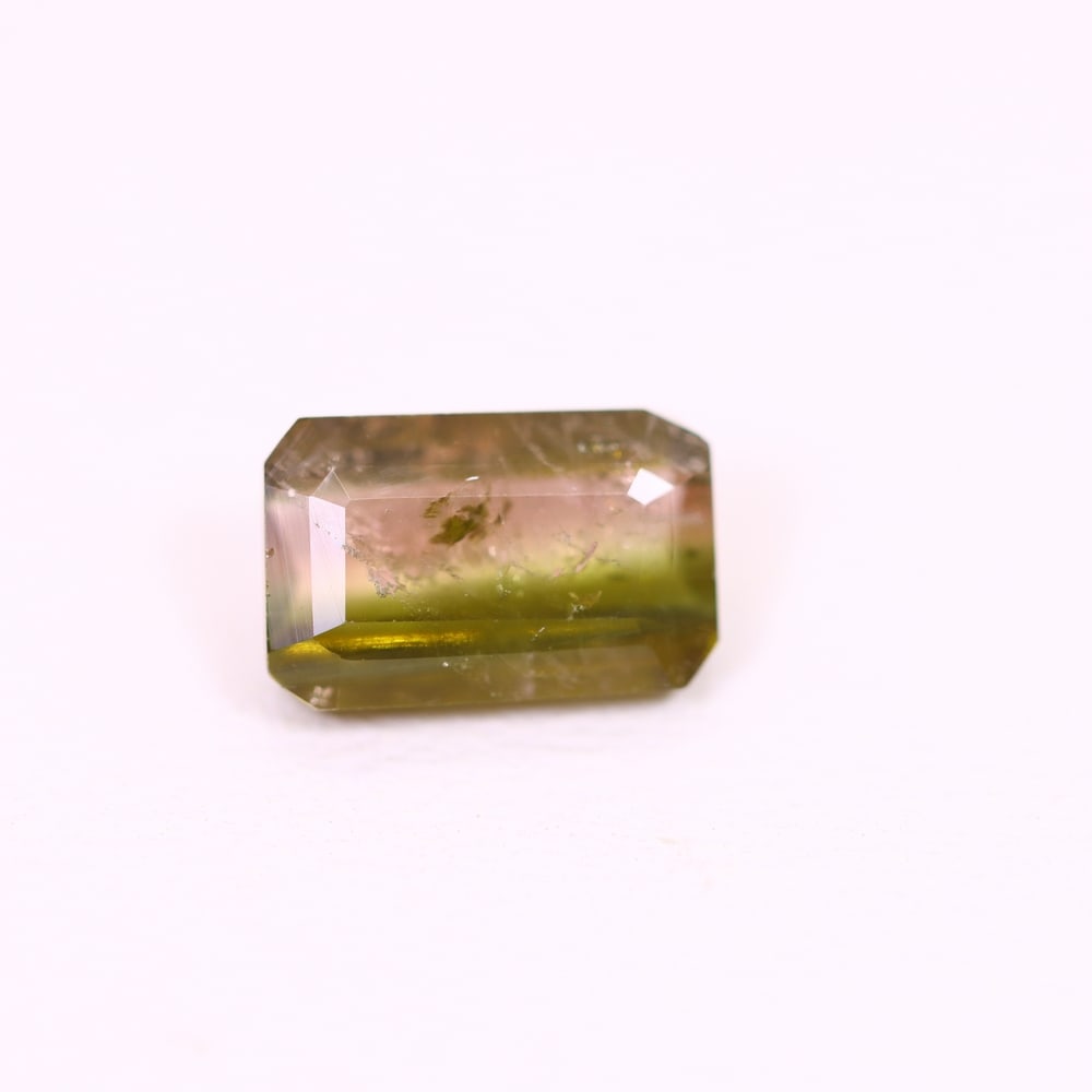 *2.09Ct Natural Watermelon Tourmaline - Bi-Colour Faceted Cut, 177C: Ksmith Heritage Auctioneers Subject: Natural Tourmaline Origin: Africa Carat Weight: 2.09 Ct Dimension: 9.3x5.9x3.7 mm Type: Faceted, Polished