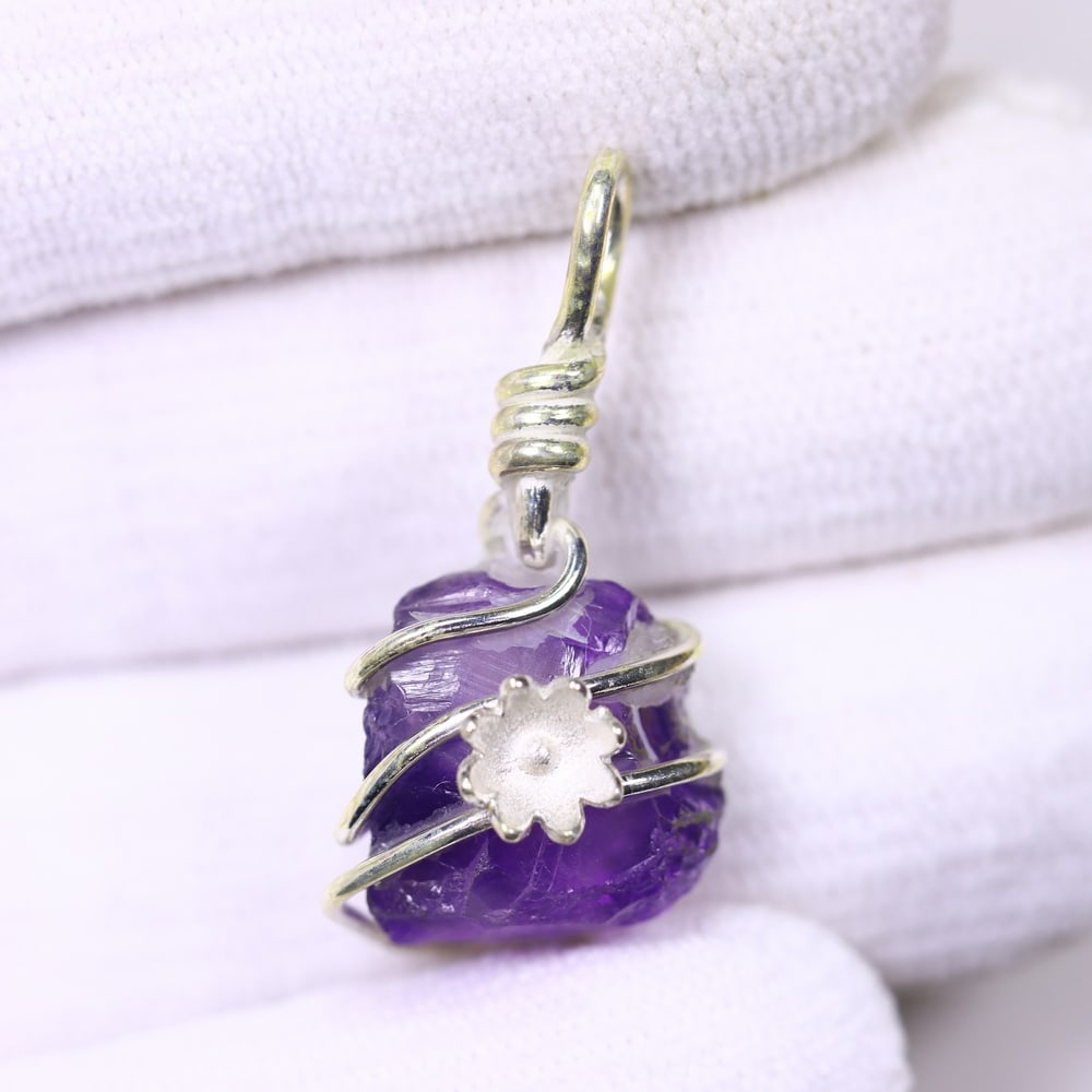 *3.61g Crystal Rock Wire Wrap Pendant - 925 Silver , 229E (1 of 2)