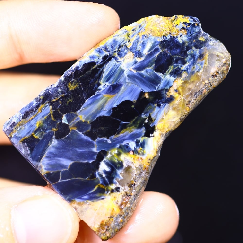77.51Ct Pietersite Slab - Gemstone Crystal - Freeform Slice, 918B: Ksmith Heritage Auctioneers Subject: Natural Pietersite Origin: Namibia, South Africa Carat Weight: 77.51Ct Dimension: 49.9 x 34.8 x 5.3 mm Treatment: Natural Untreated Shape: