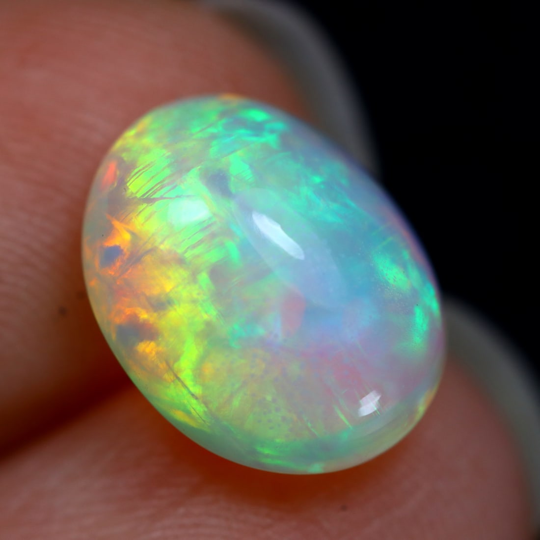 2.61Ct Brilliant Rainbow Flash Ethiopian Welo Opal, 957MZ: Ksmith Jewels Global Welcome to our auction house, today auction brought to you by Ksmith Jewels Global based in Penang, Malaysia specialize in all kinds of opal and color gemstone both in manufacturi