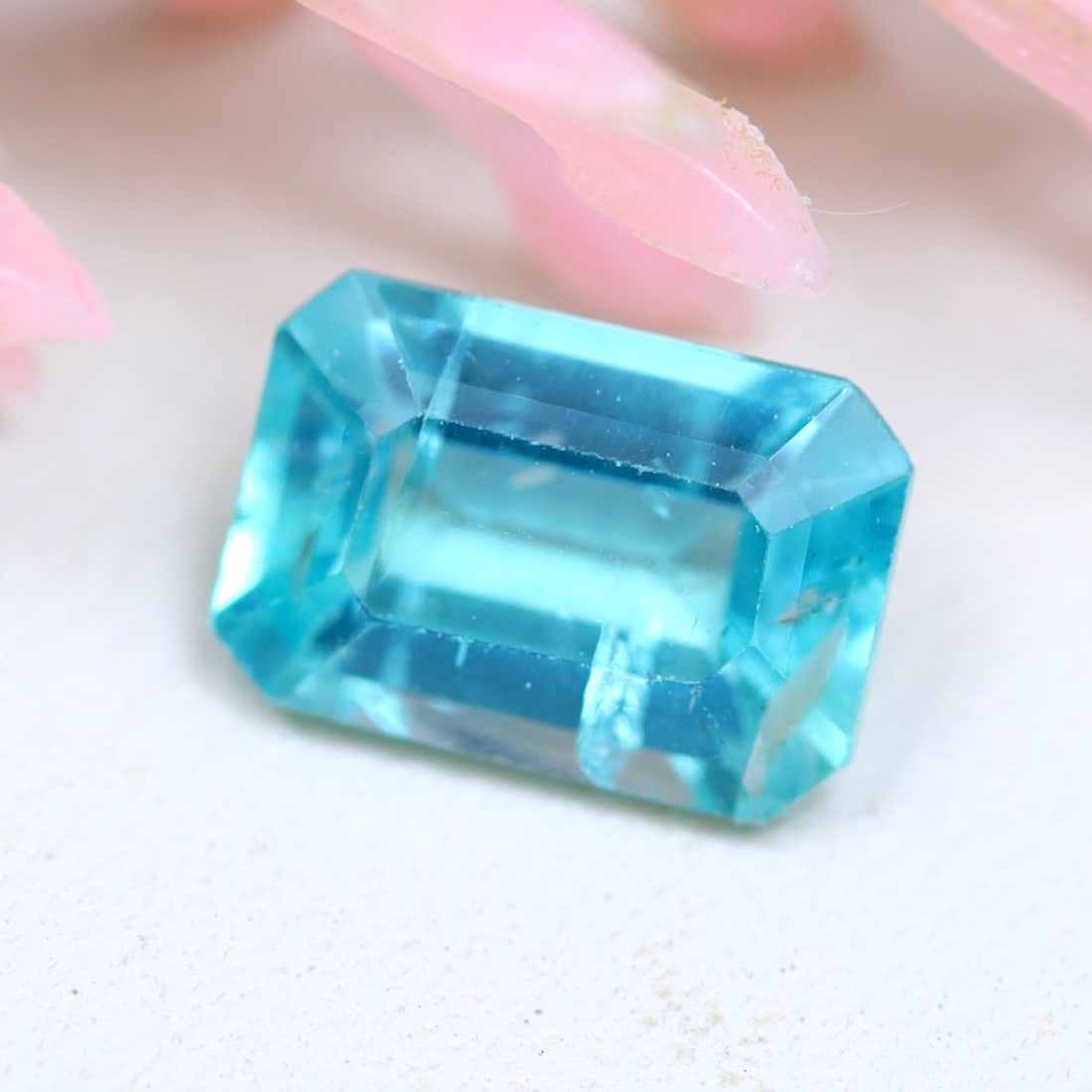 Apatite 1.13Ct Natural Unheated Blue Apatite Madagascar For Jewelry Making, 149MZ: Ksmith Jewels Global Welcome to our auction house, today auction brought to you by Ksmith Jewels Global based in Penang, Malaysia specialize in all kinds of opal and color gemstone both in manufacturi