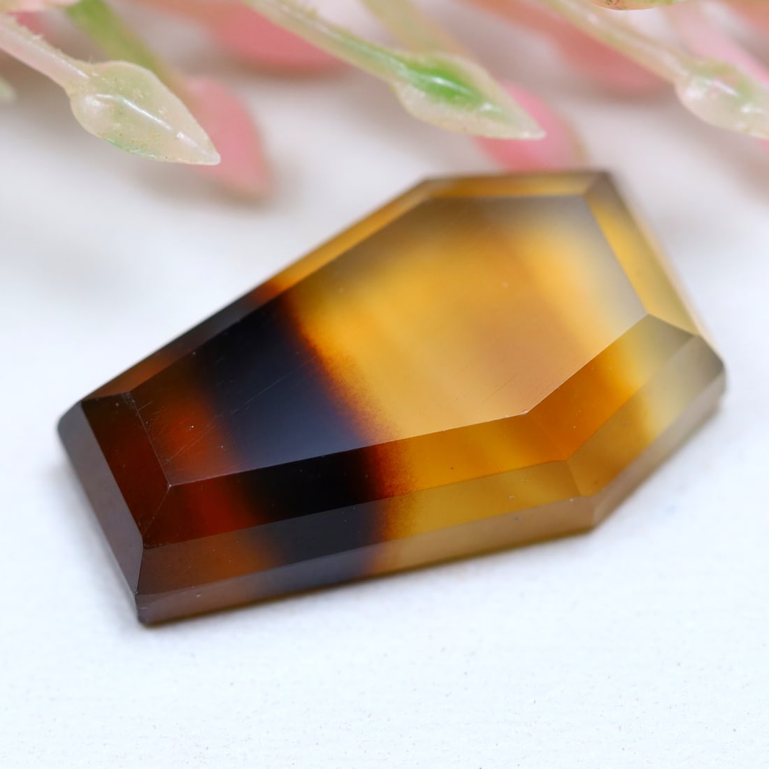 Agate 6.70Ct Step Cut Natural Untreated Montana Agate, 673MZ: Ksmith Jewels Global Welcome to our auction house, today auction brought to you by Ksmith Jewels Global based in Penang, Malaysia specialize in all kinds of opal and color gemstone both in manufacturi