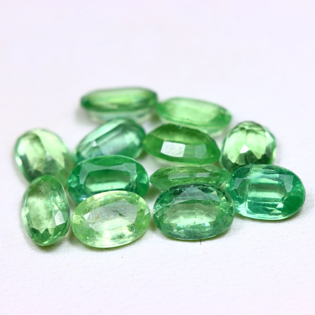 Kyanite 6.97Ct Natural Oval Cut Mint Kyanite LOT 6.5x5x3MM, 545B: Ksmith Jewels Global Welcome to our auction house, today auction brought to you by Ksmith Jewels Global based in Penang, Malaysia specialize in all kinds of opal and color gemstone both in manufacturi