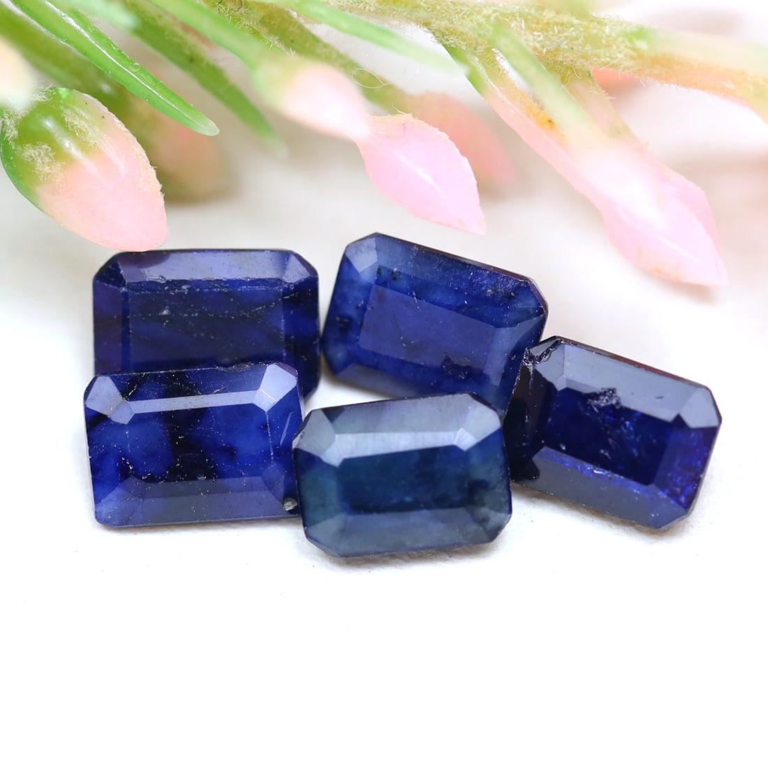 5.26Ct Natural Madagascar Heated Blue Sapphire Gemstone Lots in Octagon Cuts, 555A: Ksmith Jewels Global Welcome to our auction house, today auction brought to you by Ksmith Jewels Global based in Penang, Malaysia specialize in all kinds of opal and color gemstone both in manufacturi