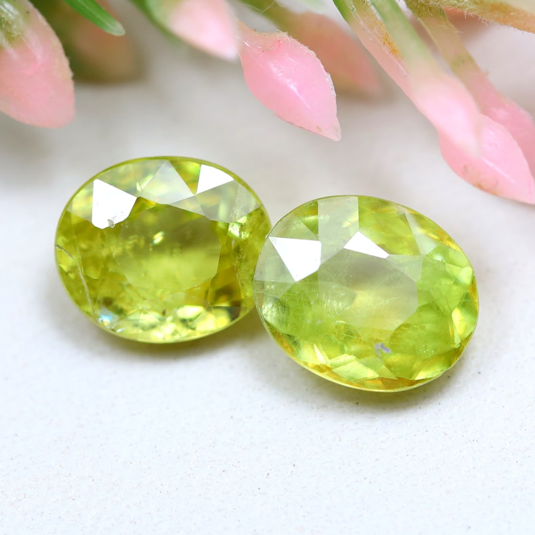 Sphene 3.42Ct Natural Oval Cut Unheated Yellowish Green Sphene Lot, 821B: Ksmith Jewels Global Welcome to our auction house, today auction brought to you by Ksmith Jewels Global based in Penang, Malaysia specialize in all kinds of opal and color gemstone both in manufacturi