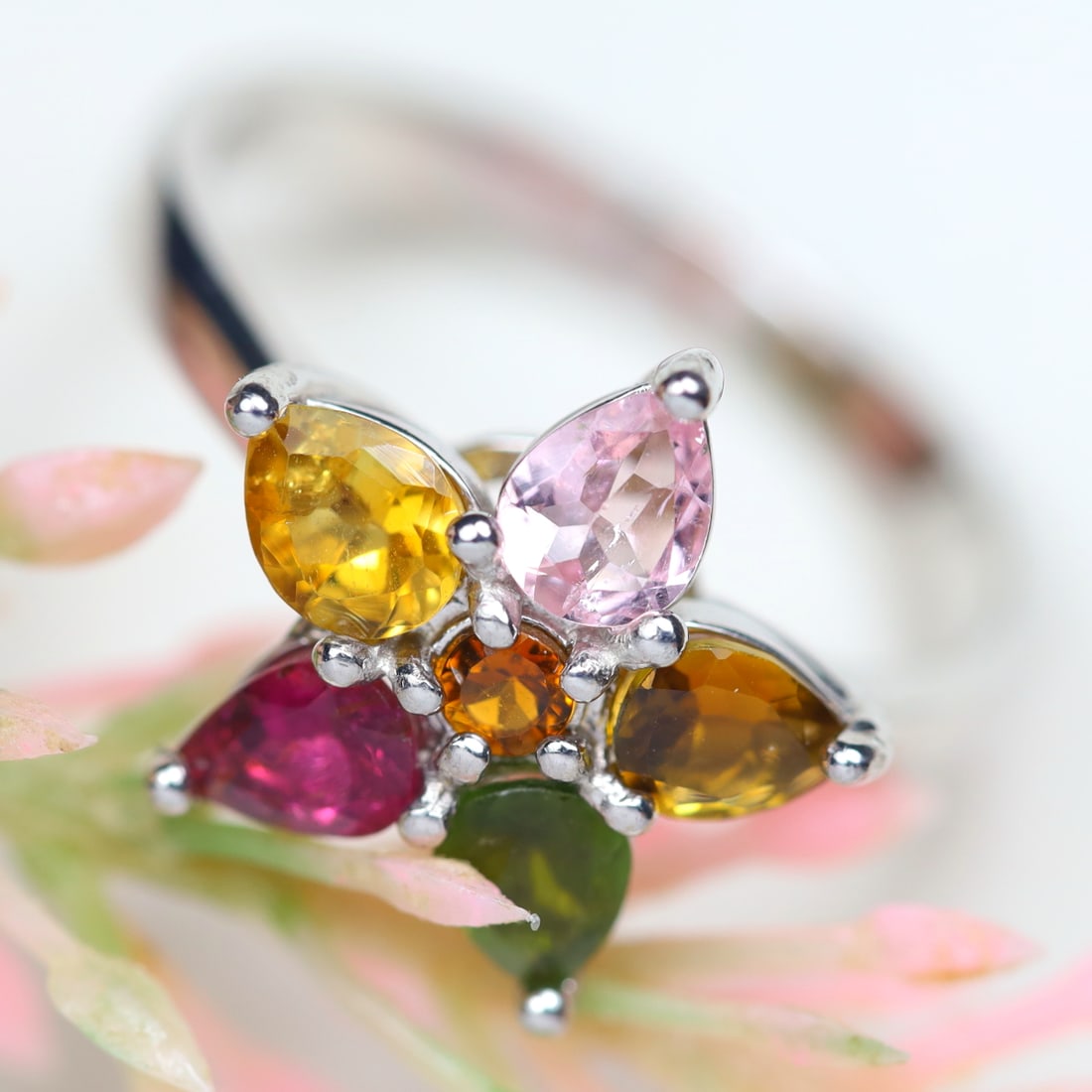 16.18Cts 925 Sterling Silver Natural Multi Color Tourmaline Ring Size 7.75, 228A: Ksmith Jewels Global Welcome to our auction house, today auction brought to you by Ksmith Jewels Global based in Penang, Malaysia specialize in all kinds of opal and color gemstone both in manufacturi