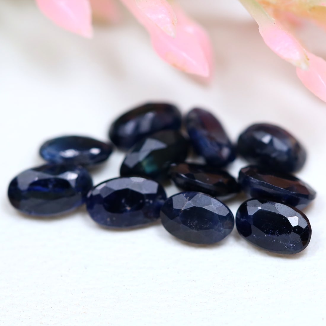 Blue Sapphire 4.04Ct Oval Cut Natural Deep Color Sapphire LOT, 1107MZ: Ksmith Jewels Global Welcome to our auction house, today auction brought to you by Ksmith Jewels Global based in Penang, Malaysia specialize in all kinds of opal and color gemstone both in manufacturi