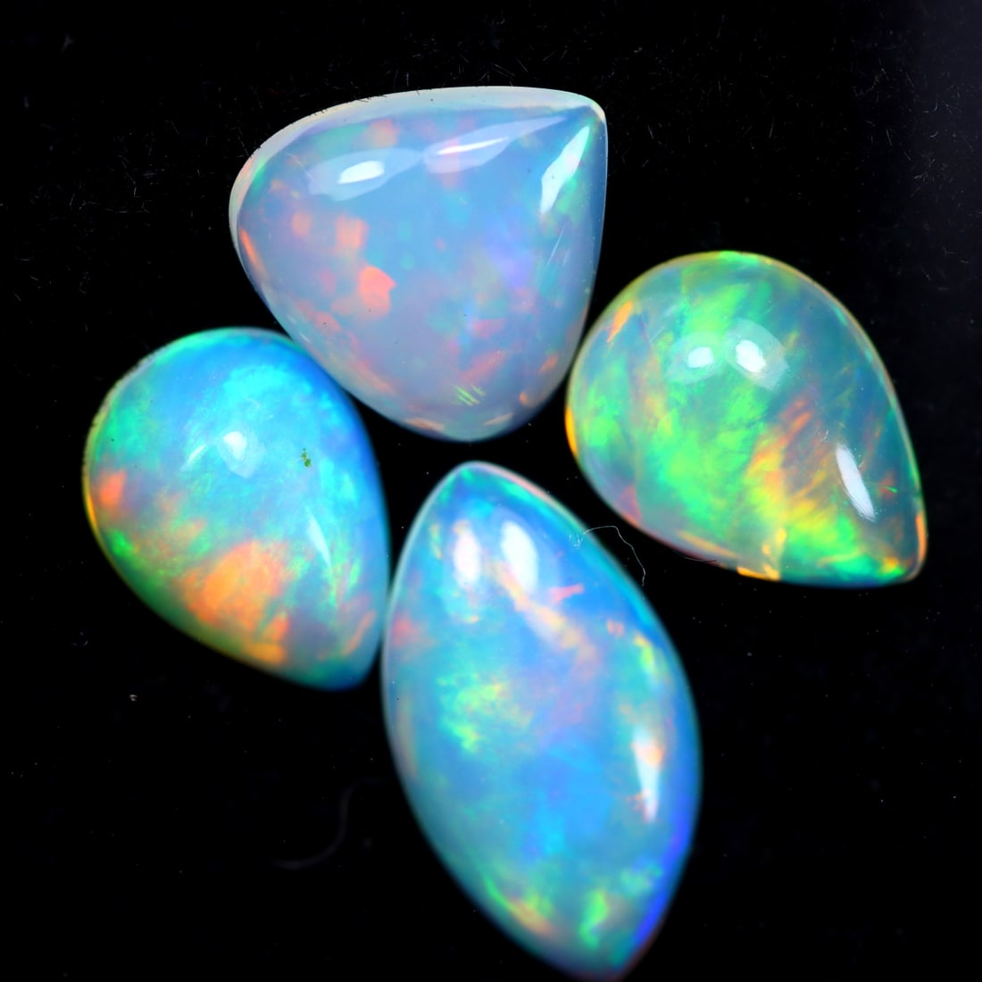 3.24Ct Natural Flashy Rainbow Ethiopian Welo Opal, 590B: Ksmith Jewels Global Welcome to our auction house, today auction brought to you by Ksmith Jewels Global based in Penang, Malaysia specialize in all kinds of opal and color gemstone both in manufacturi