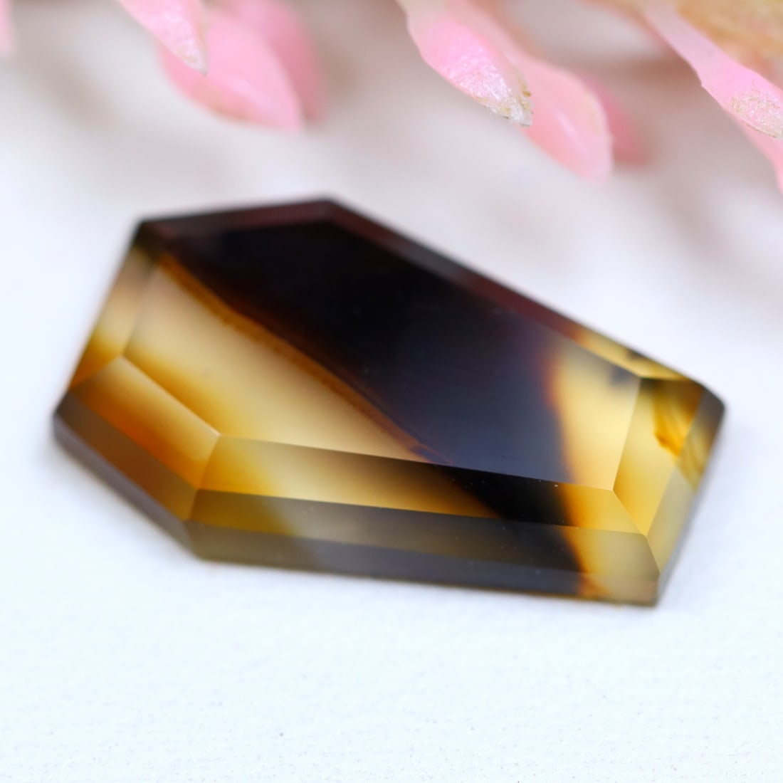 Agate 5.48Ct Step Cut Natural Untreated Montana Agate, 870MZ: Ksmith Jewels Global Welcome to our auction house, today auction brought to you by Ksmith Jewels Global based in Penang, Malaysia specialize in all kinds of opal and color gemstone both in manufacturi