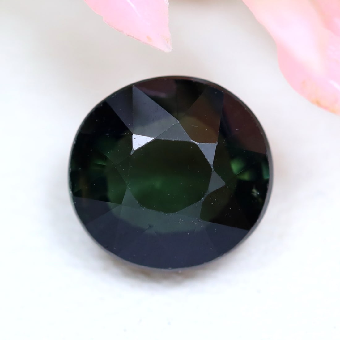 Tourmaline 1.39Ct Natural Mozambique Green Tourmaline Oval Cut, 659MZ: Ksmith Jewels Global Welcome to our auction house, today auction brought to you by Ksmith Jewels Global based in Penang, Malaysia specialize in all kinds of opal and color gemstone both in manufacturi