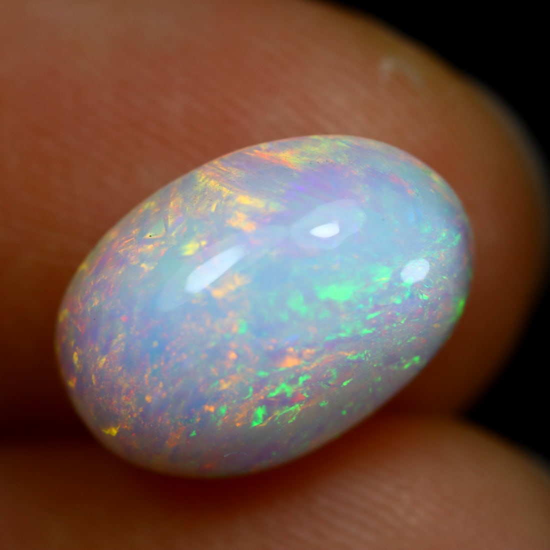 2.26Ct Natural Flashy Rainbow Ethiopian Welo Opal, 581B: Ksmith Jewels Global Welcome to our auction house, today auction brought to you by Ksmith Jewels Global based in Penang, Malaysia specialize in all kinds of opal and color gemstone both in manufacturi