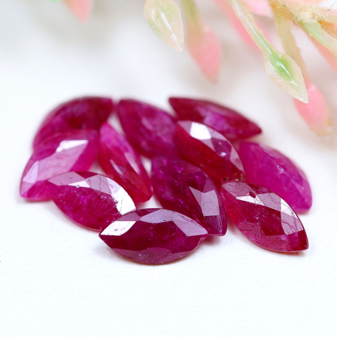 4.85Ct Natural Heated Pinkish Ruby in Lot OT6910, 505A (1 of 2)