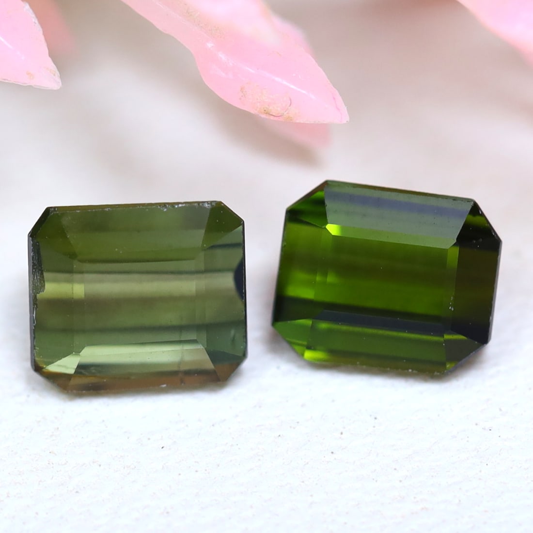 Tourmaline 1.70Ct Natural Mozambique Green Tourmaline Emerald Cut, 211A: Ksmith Jewels Global Welcome to our auction house, today auction brought to you by Ksmith Jewels Global based in Penang, Malaysia specialize in all kinds of opal and color gemstone both in manufacturi