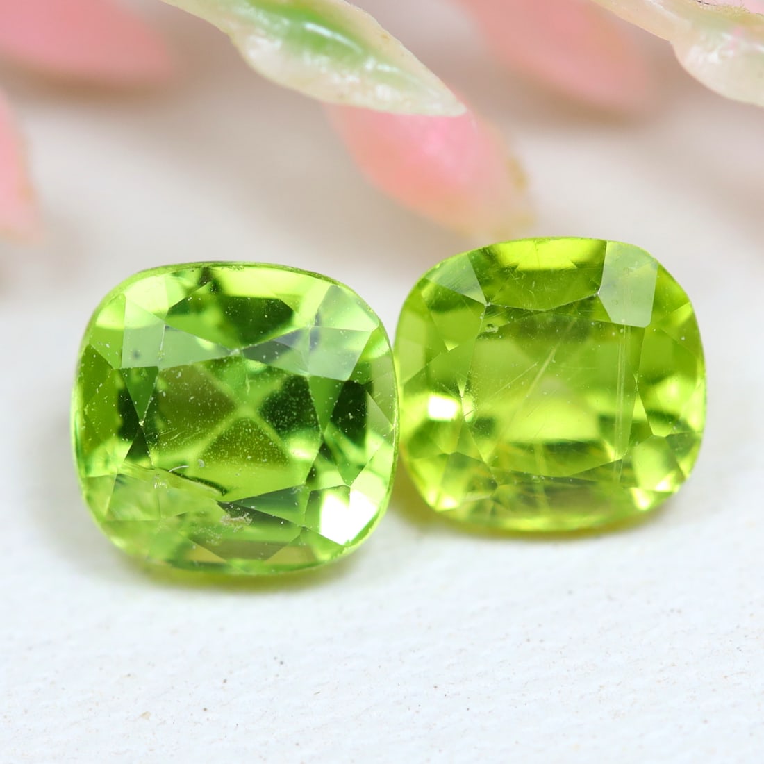 1.65Ct Natural Pakistan Clean Green Peridot Gemstone For Jewelry Making, 259A: Ksmith Jewels Global Welcome to our auction house, today auction brought to you by Ksmith Jewels Global based in Penang, Malaysia specialize in all kinds of opal and color gemstone both in manufacturi