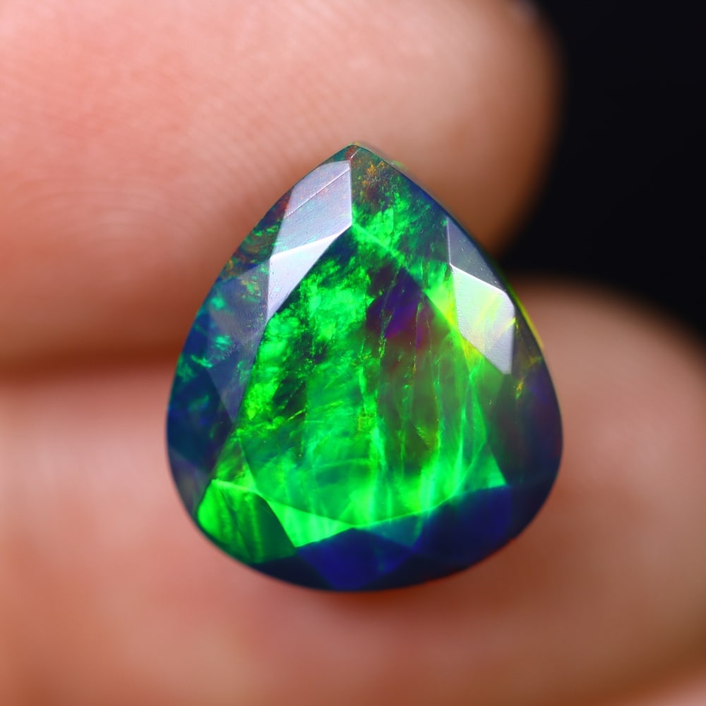 *4.67Ct Smoked Faceted Welo Opal Polished - Ethiopian Opal , 276C (1 of 11)
