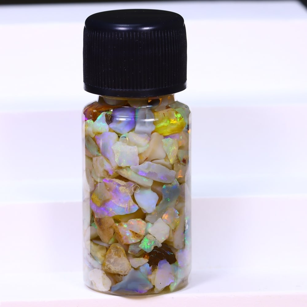 Australian Lightning Ridge Crystal Black Opal Rough Chip Jar (Good For Display), 671B: Ksmith Heritage Auctioneers Subject: Natural Australian Opal Origin: Australia Quantity: 1 Jar as photo