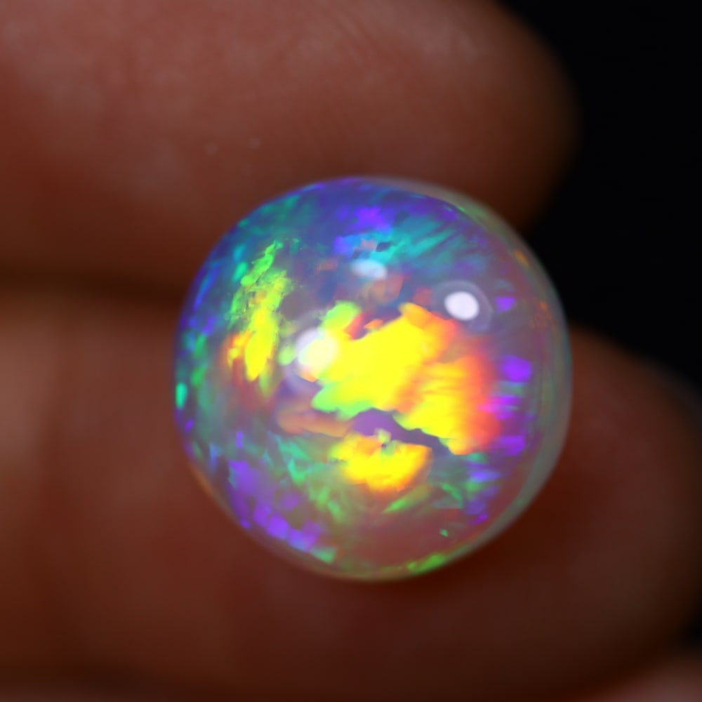 *7.62Ct Welo Opal Polished - Ethiopian Opal , 186C (1 of 9)
