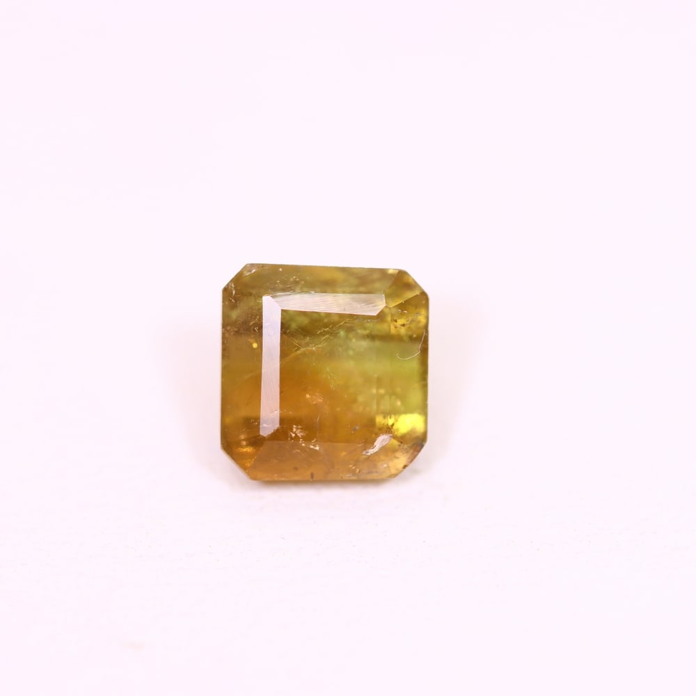 *1.52Ct Natural Watermelon Tourmaline - Bi-Colour Faceted Cut, 178C: Ksmith Heritage Auctioneers Subject: Natural Tourmaline Origin: Africa Carat Weight: 1.52 Ct Dimension: 6.8x6.5x4 mm Type: Faceted, Polished