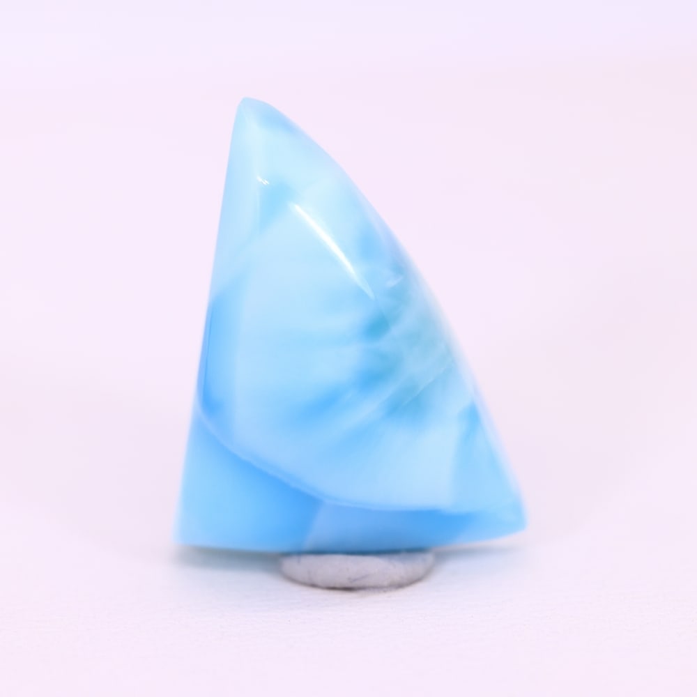 *15.26Ct Natural Larimar - Polished Cabochon , 242C: Ksmith Heritage Auctioneers Subject: Natural Larimar Carat Weight: 15.26 Ct Dimension: 20.3x15.6x6.7 mm Type: Cabochon, Polished