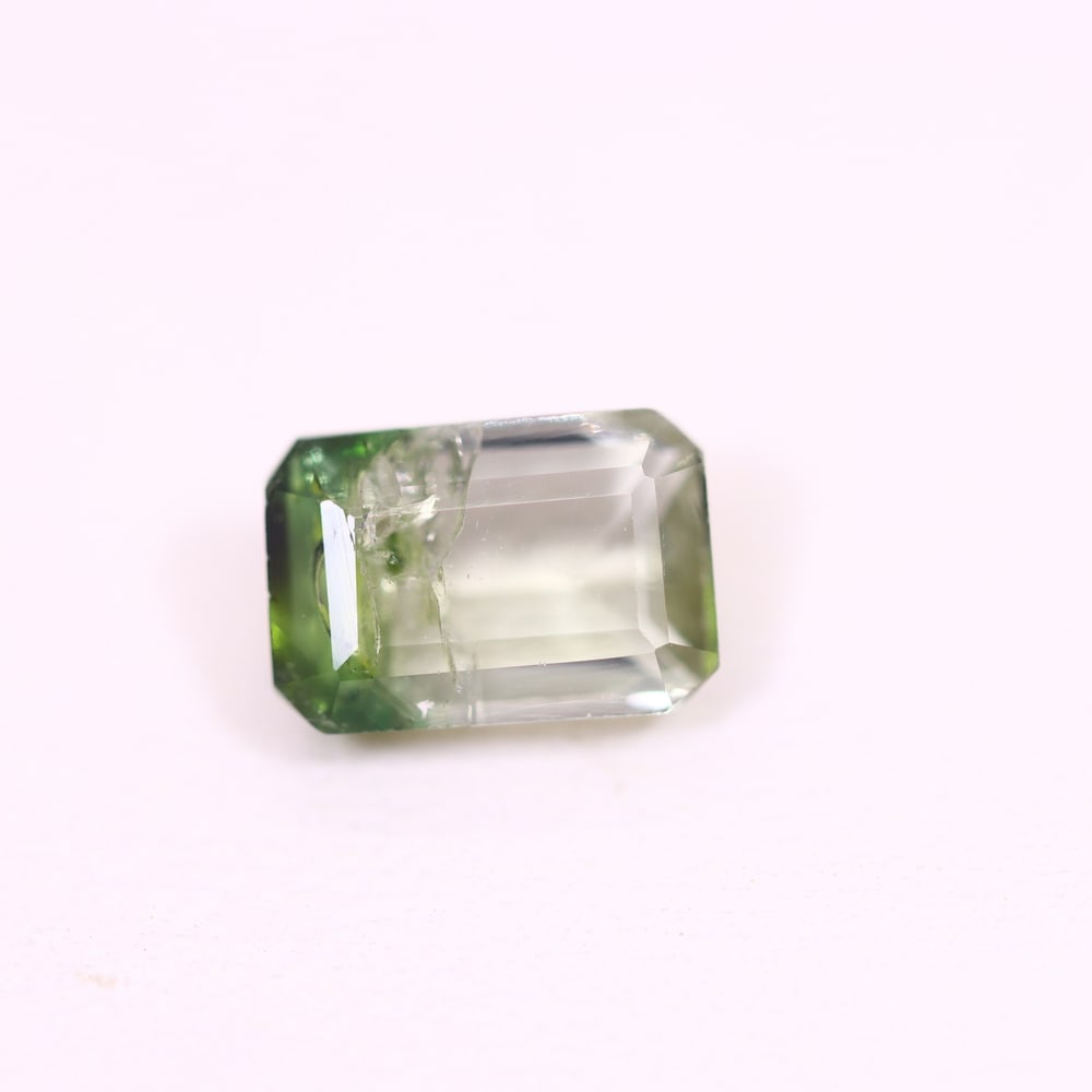 *2.22Ct Natural Watermelon Tourmaline - Bi-Colour Faceted Cut, 179C: Ksmith Heritage Auctioneers Subject: Natural Tourmaline Origin: Africa Carat Weight: 2.22 Ct Dimension: 8.9x6.1x4.2 mm Type: Faceted, Polished