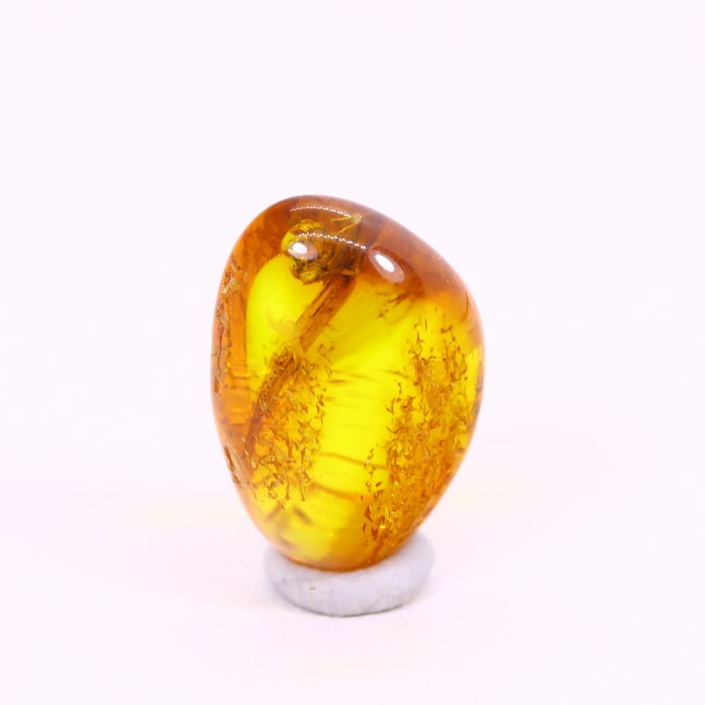 *1.92Ct Natural Million Year Old Baltic Insect Amber, 12x8mm , 229C: Ksmith Heritage AuctioneersSubject: Natural Amber Origin: Lithuania Treatment: None