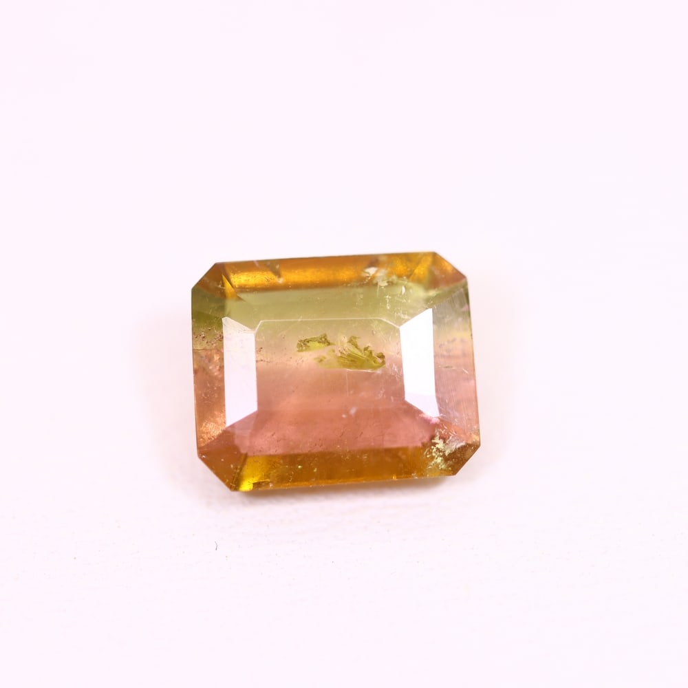 *1.87Ct Natural Watermelon Tourmaline - Bi-Colour Faceted Cut, 164C: Ksmith Heritage Auctioneers Subject: Natural Tourmaline Origin: Africa Carat Weight: 1.87 Ct Dimension: 8.6x7x3.4 mm Type: Faceted, Polished