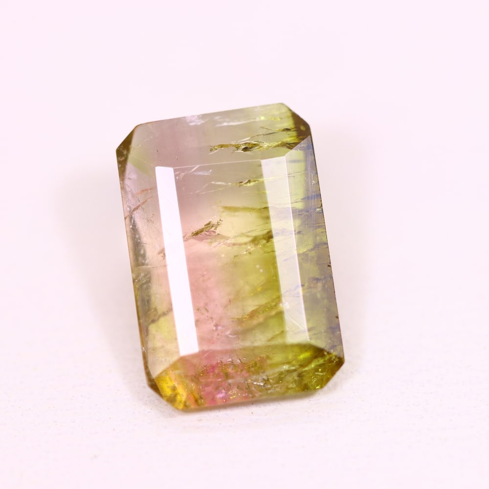 *3.72Ct Natural Watermelon Tourmaline - Bi-Colour Faceted Cut, 147C: Ksmith Heritage Auctioneers Subject: Natural Tourmaline Origin: Africa Carat Weight: 3.72 Ct Dimension: 12.2x8.3x4.1 mm Type: Faceted, Polished