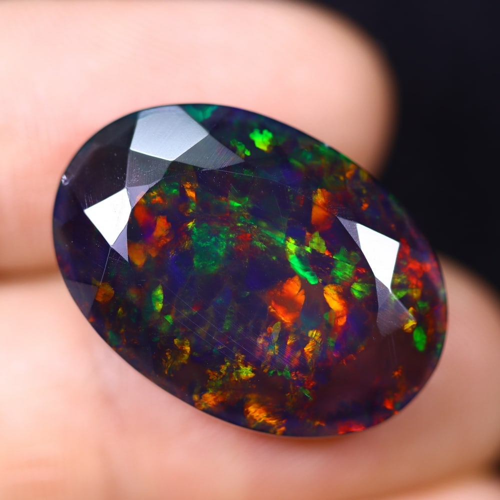 *10.52Ct Smoked Faceted Welo Opal Polished - Ethiopian Opal , 270C (1 of 8)