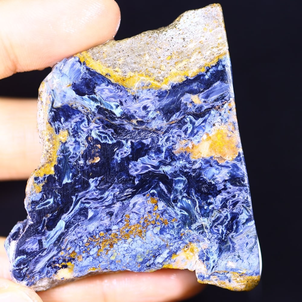 137.29Ct Pietersite Slab - Gemstone Crystal - Freeform Slice, 119B: Ksmith Heritage Auctioneers Subject: Natural Pietersite Origin: Namibia, South Africa Carat Weight: 137.29Ct Dimension: 57 x 49.4 x 6.3 mm Treatment: Natural Untreated Shape: F